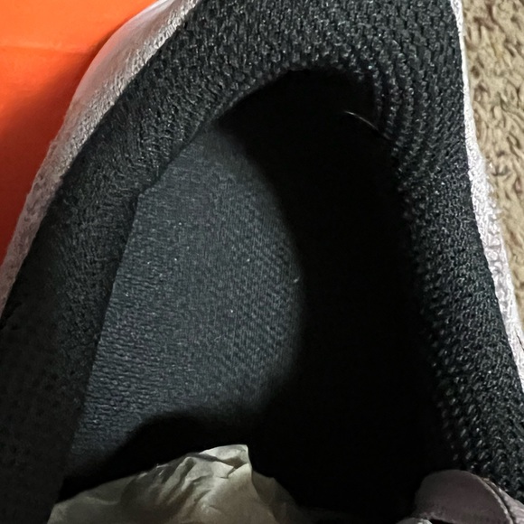 Nike girls  Running Shoes 5.5 - Picture 3 of 7